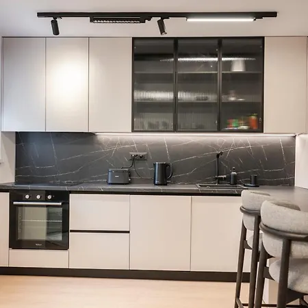 Noa - Modern And Stylish 1br Apartment